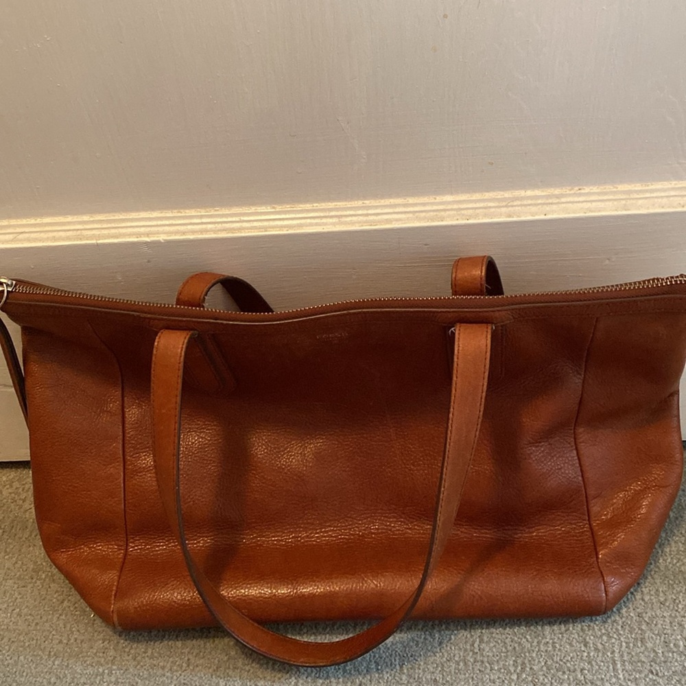 Fossil Tan Leather Shoulder Bag - Picture 14 of 17